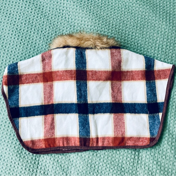 {NWT} Janie & Jack Faux Fur Cape Winter Set - Picture 3 of 10